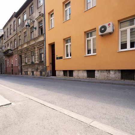 Central Inn Apartments Szarajevó Kültér fotó